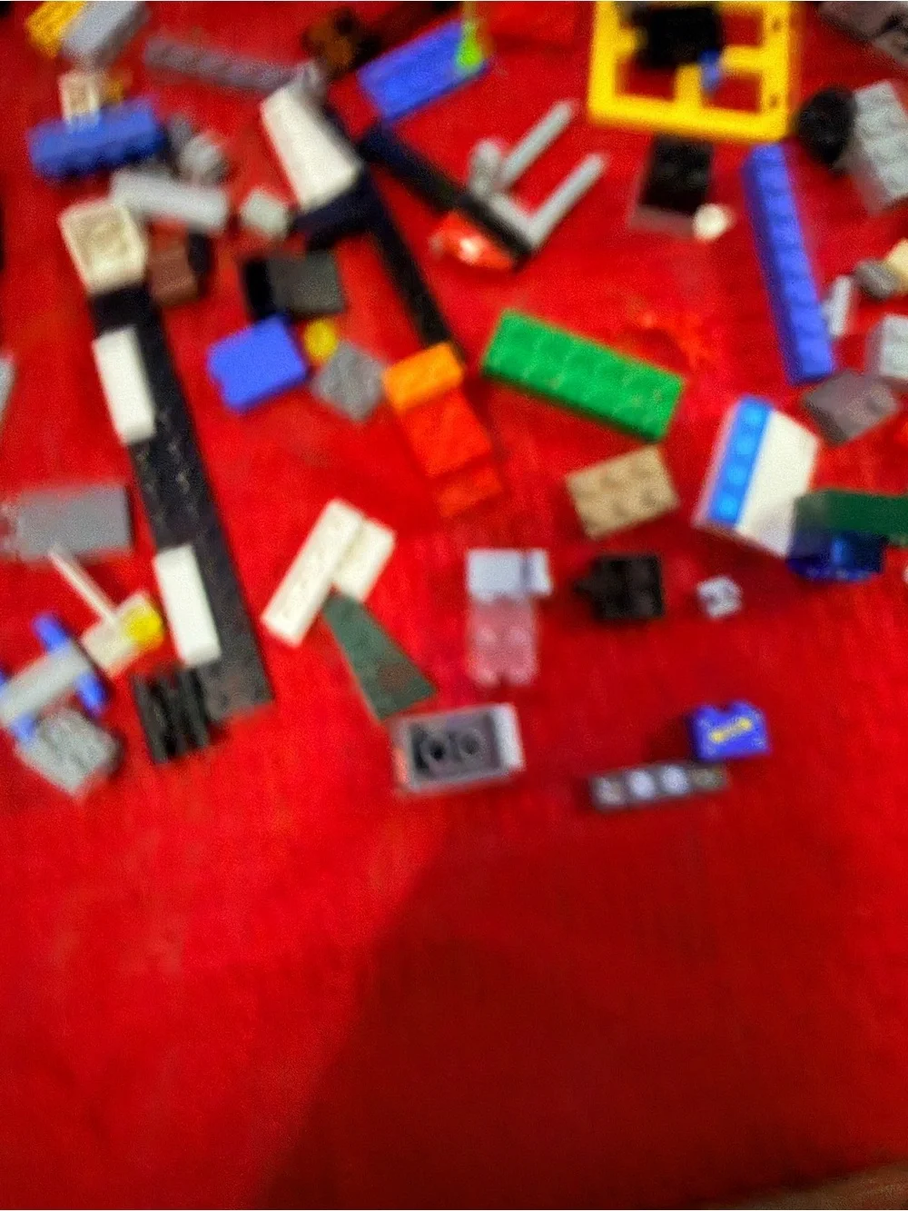 Lego mixed lot with recon Lego and small pieces w minifigures